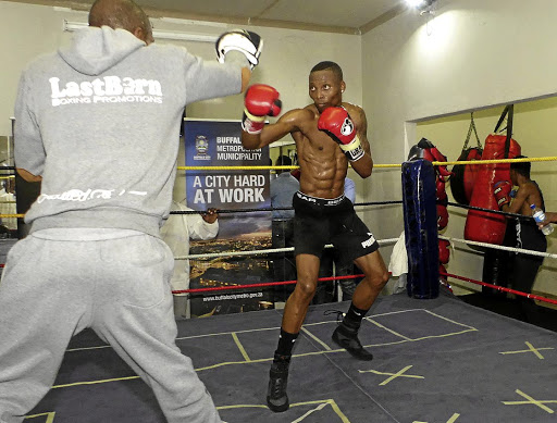 Zolani Tete jets out of the country on Saturday to join his American trainer in preparation to fight WBA Super champ Nonito Bonaire in their unification bout, the World Boxing Super Series, on April 27. /MARK ANDREWS