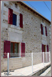 maison à La Roche-Chalais (24)