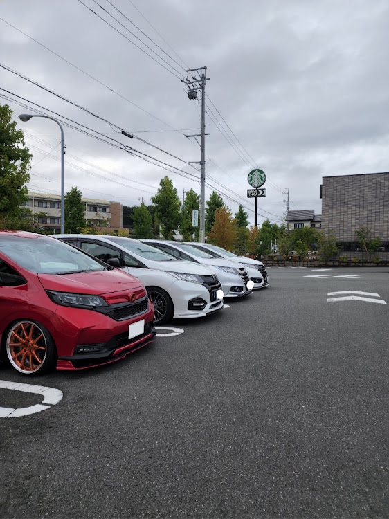 オデッセイのトリトンとスタバの究極の2択・あんな少年のような目をしたお母ちゃんは初めて見たよ・楽しかったからそれでいい。楽しむことが大事・また来年も行けることを願って。しかも泊まりで・もう台風なんか来るなよ。来年こそ日本晴れやー！に関するカスタム事例の投稿画像8枚目