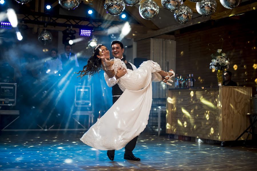 Fotógrafo de casamento Almendra Fernández (ayffotografias). Foto de 27 de dezembro 2023