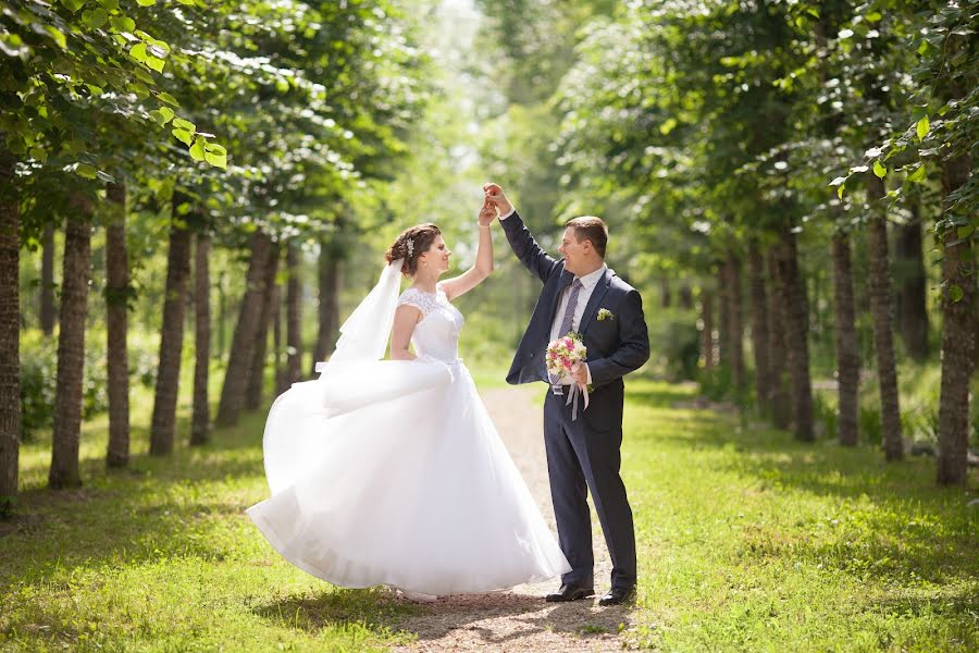 Kāzu fotogrāfs Marina Frolova (wedding-fm). Fotogrāfija: 26. jūnijs 2016