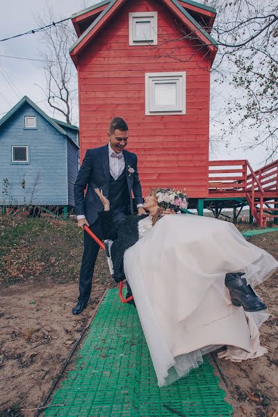 Wedding photographer Nastya Filyakova (anshukova). Photo of 13 November 2019