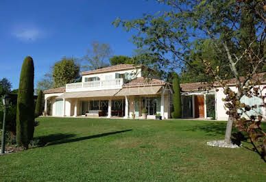 Villa with pool 19