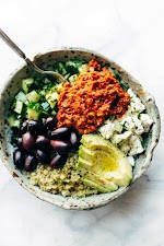 Mediterranean Quinoa Bowls with Roasted Red Pepper Sauce was pinched from <a href="http://pinchofyum.com/mediterranean-quinoa-bowls-with-roasted-red-pepper-sauce" target="_blank">pinchofyum.com.</a>