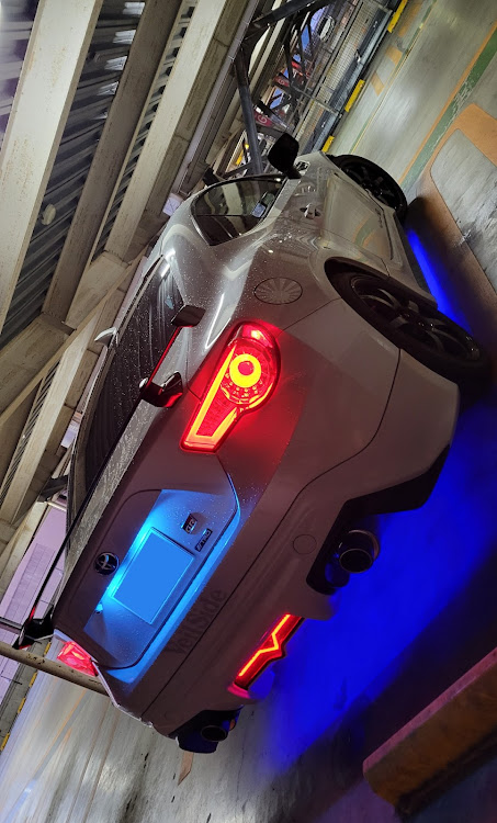 86の86BRZ・車好きの人と繋がりたい・ワイルドスピード・ブライアンオコナー・アンダーネオンに関するカスタム事例の投稿画像3枚目