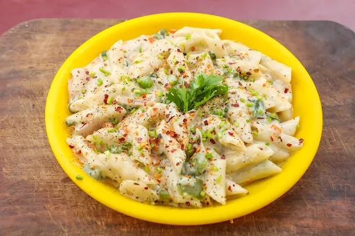 White Sauce Veg Pasta