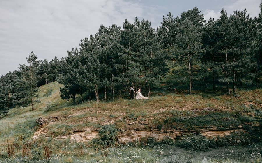 Fotógrafo de casamento Gregori Moon (moonstudio). Foto de 17 de maio 2019