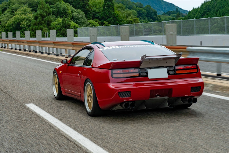 フェアレディZ 300ZX ツインターボのボンネビル・Z32・フェアレディZ・JUN AUTO MECHANICに関するカスタム事例の投稿画像1枚目