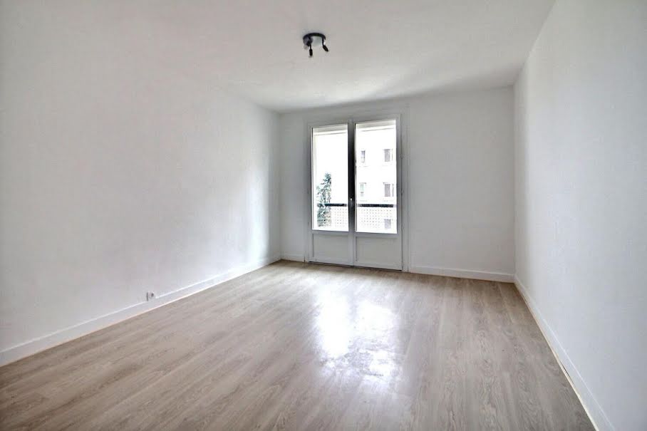 Vente appartement 3 pièces 52 m² à Roanne (42300), 65 000 €