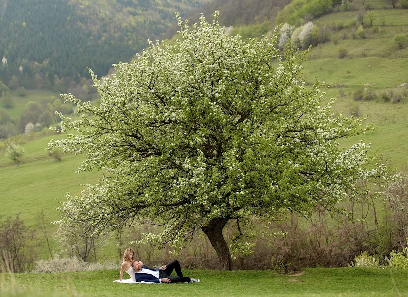 Fotograful de nuntă Ciprian Vladut (cipane). Fotografia din 19 mai 2016