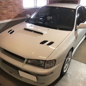 インプレッサ WRX GC8