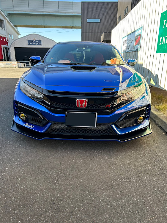 シビックタイプRの12月もよろしくお願いします・無限フロントバンパーガーニッシュ・洗車に関するカスタム事例の投稿画像6枚目