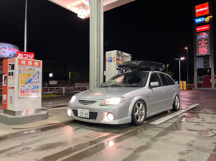 ファミリアS-ワゴンの車高調取付・Z.S.S. Rigel・カモイレーシングに関するカスタム事例の投稿画像1枚目