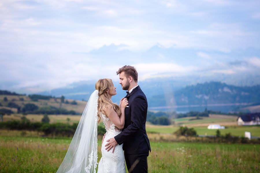 Fotografo di matrimoni Marek Sobiło (flashpointpl). Foto del 24 ottobre 2019