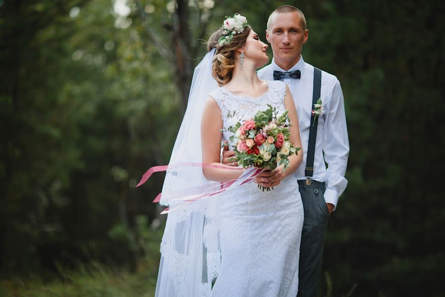 Fotógrafo de casamento Andrey Belozerov (belazzz). Foto de 5 de fevereiro 2017