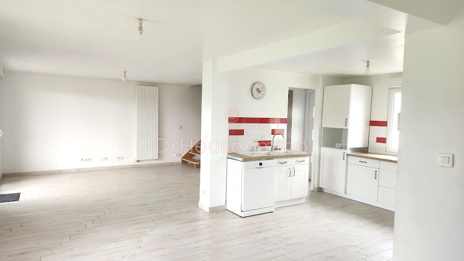 Vente maison 5 pièces 104 m² à La Ville-du-Bois (91620), 335 000 €