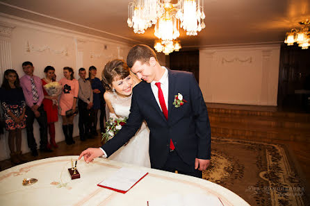 婚礼摄影师Yana Konovalova（yanchows）。2017 2月15日的照片