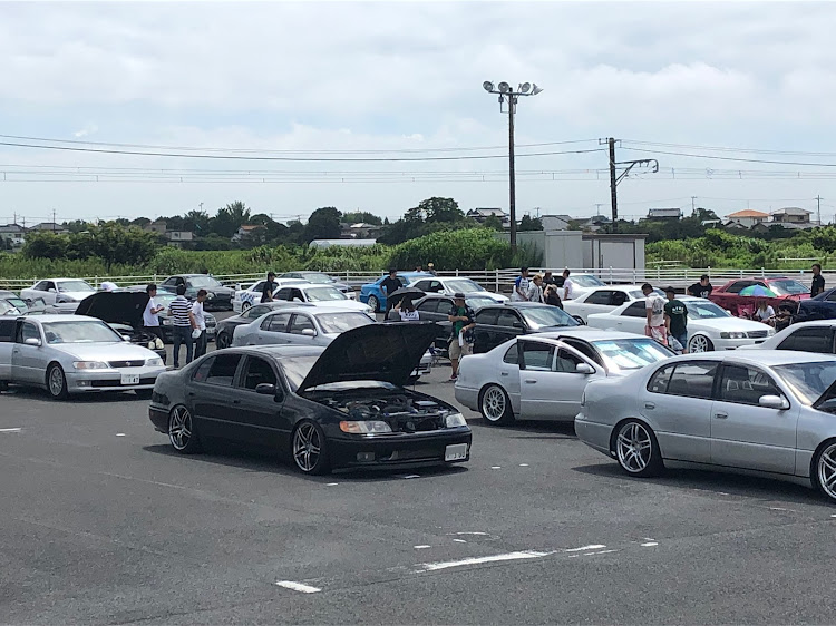 アリストのJZミーティング・東金・焼けたwに関するカスタム事例の投稿画像1枚目