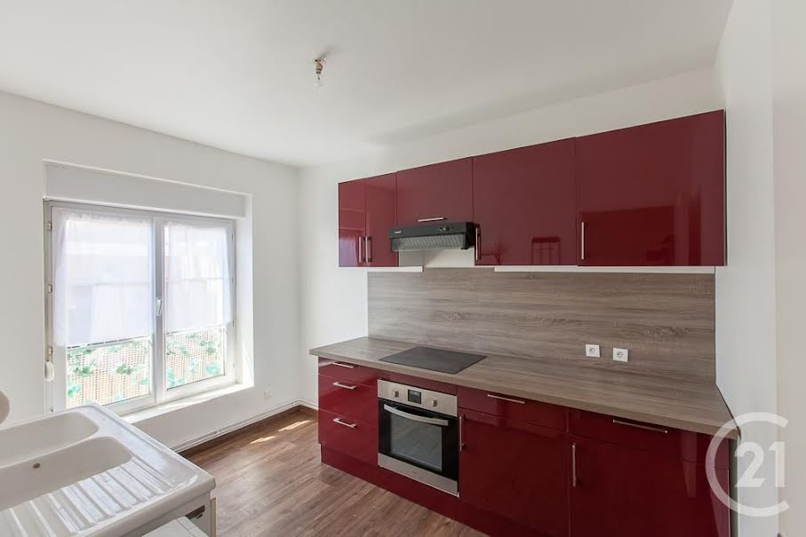 Location  appartement 4 pièces 118.88 m² à Chantilly (60500), 1 411 €