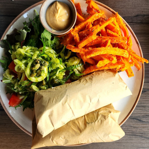 Chicken wrap with fried sweet potatoes