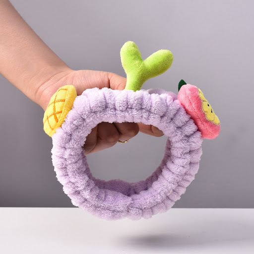 Title 8, Cartoon Pineapple Bean Sprouts Grass Hair Ring ...