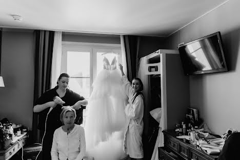 Fotógrafo de casamento Yuliya Pyatkova (yulez). Foto de 28 de março