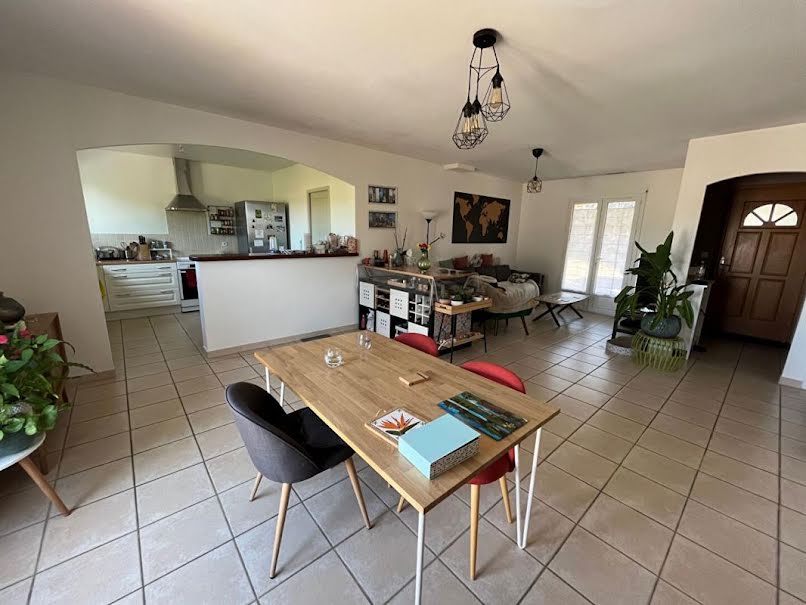 Location  maison 6 pièces 102 m² à Peyrens (11400), 900 €