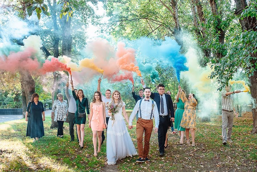 Photographe de mariage Aleksandra Sharova (vnebesolnce). Photo du 5 novembre 2020