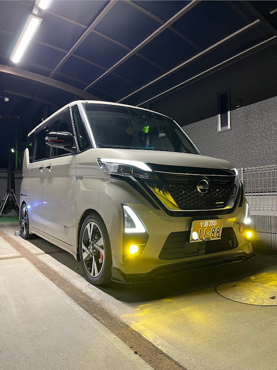 ルークスの可愛い息子ちゃん・DIY・純正マッドガード流用・梅雨の晴れ間・ホイール交換に関するカスタム事例の投稿画像10枚目