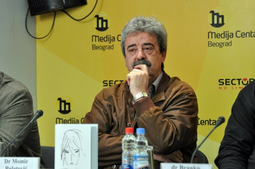Preminuo Momir Bulatović
