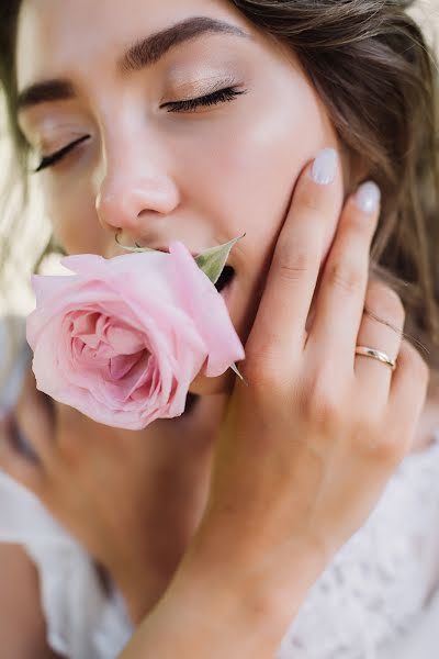 Fotografo di matrimoni Yuliya Givis (givis). Foto del 2 agosto 2019