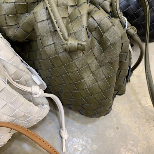 Title 4, Genuine Leather Handbag Sheepskin Woven Shoulde...