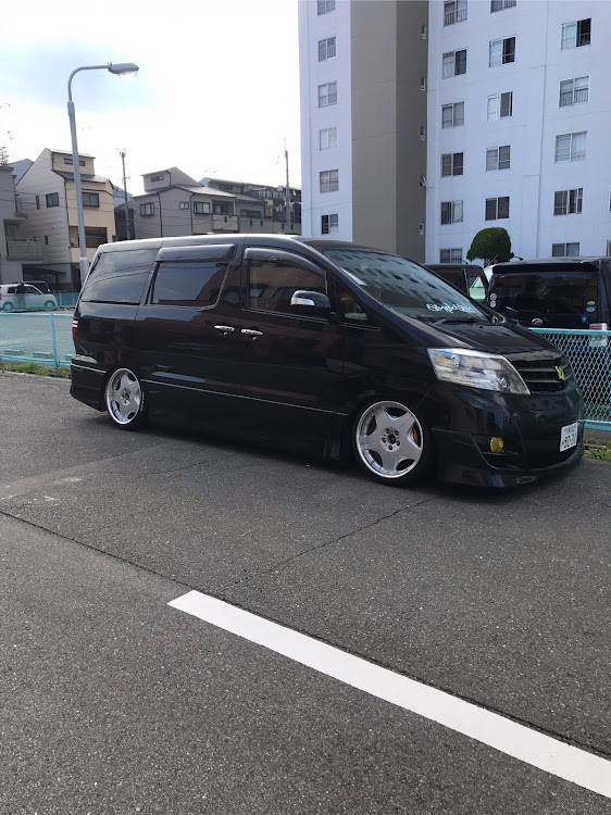 アルファードのhappyバトン💫・純ベタ・撮影会に関するカスタム事例の投稿画像2枚目