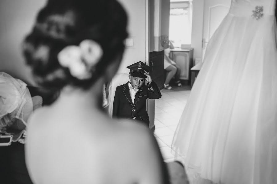結婚式の写真家Grzegorz Krupa (krupaizabelakr)。2016 9月5日の写真