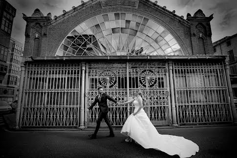 Wedding photographer Pedro Villar (pvillar1974). Photo of 28 September 2023