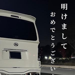 ハイエースバン KDH201V