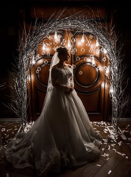 Fotógrafo de casamento Dmitriy Chernyavskiy (dmac). Foto de 2 de maio 2019