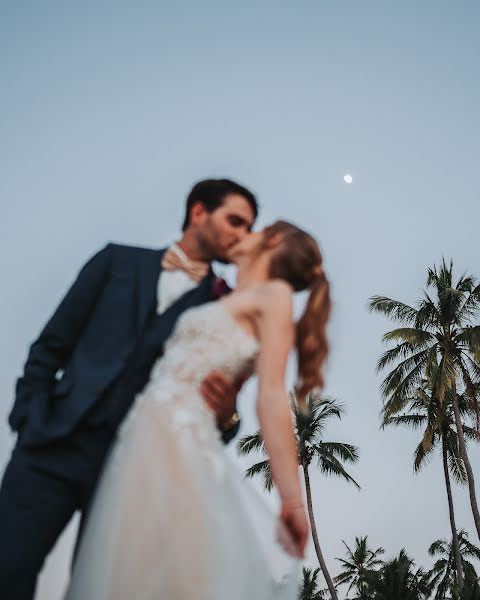 Fotografo di matrimoni Rafael Zeta (selvamarphoto). Foto del 27 dicembre 2022