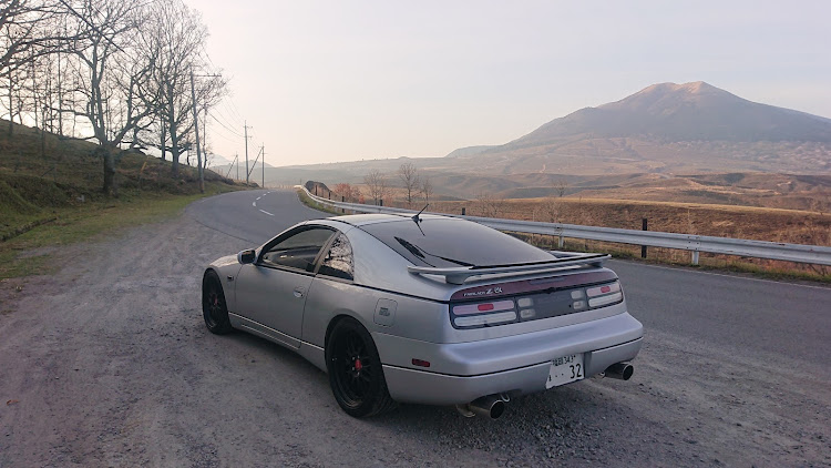 フェアレディZのフェアレディZ・大分早朝ドライブ・ポルシェ911GT3・Z32 300ZXに関するカスタム事例の投稿画像3枚目