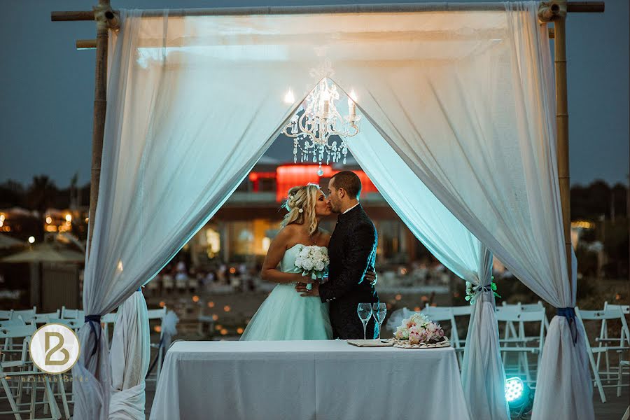 Fotógrafo de casamento Mitia Dedoni (mitiadedoni). Foto de 17 de dezembro 2019