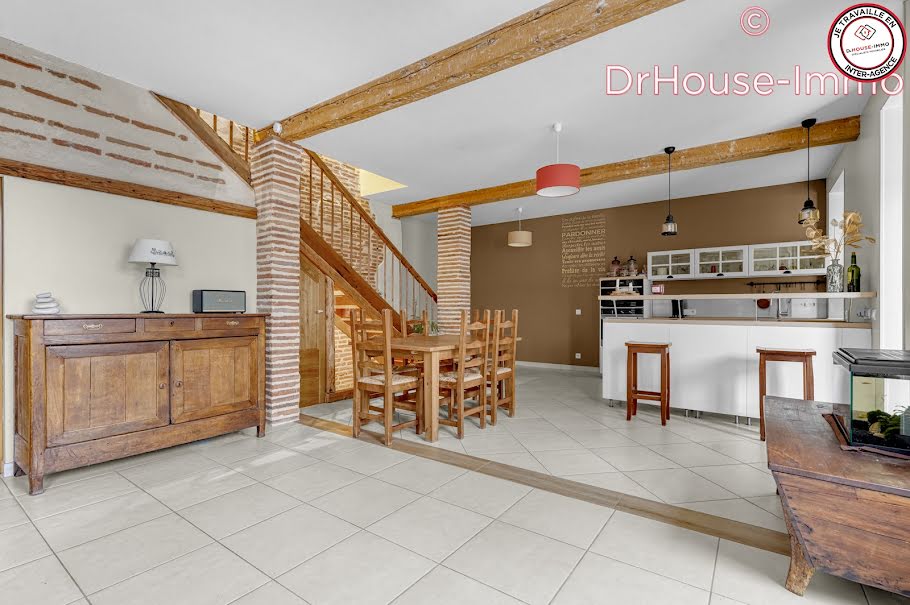 Vente maison 9 pièces 254 m² à Saint-Sauveur (31790), 590 000 €