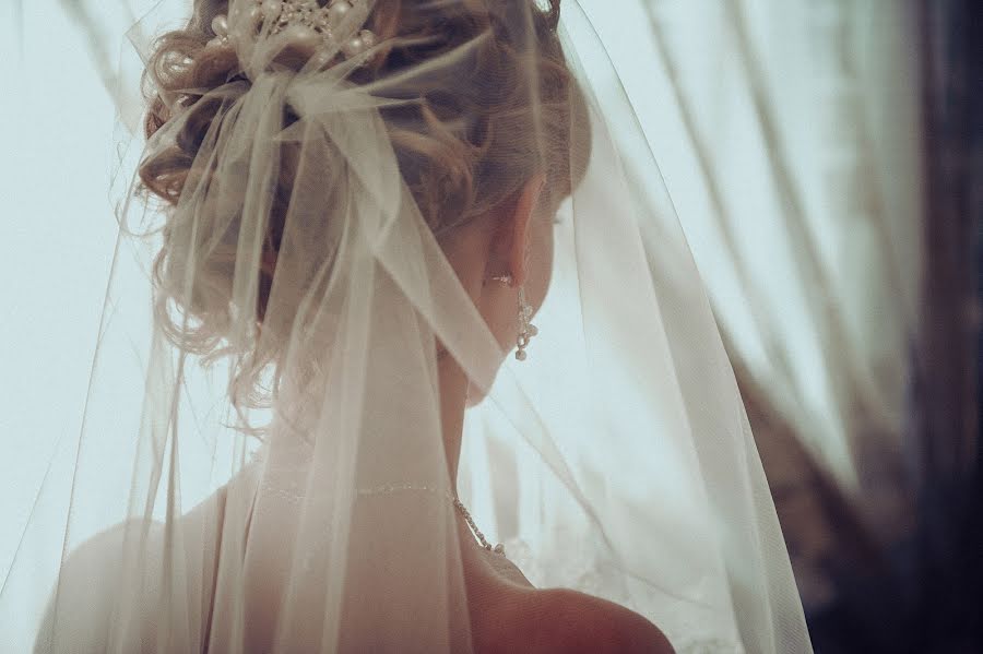 Esküvői fotós Mikhail Guliy (migul). Készítés ideje: 2015 február 24.
