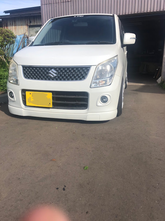 ワゴンRのピックアップに選ばれたい・低そうで低くない少し低い車・クルマ好きと繋がりたい・車高調整に関するカスタム事例の投稿画像1枚目