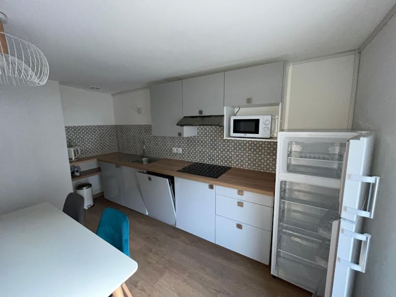 Location meublée appartement 3 pièces 45 m² à Nancy (54000), 730 €