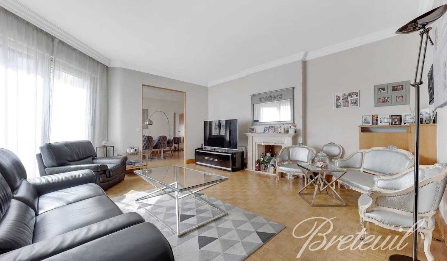 Apartment with terrace Neuilly-sur-Seine