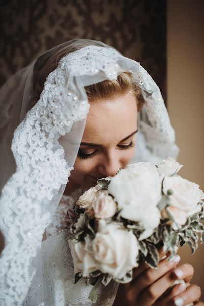 Wedding photographer Anna Kuzmina (xrustja6ka). Photo of 1 October 2018