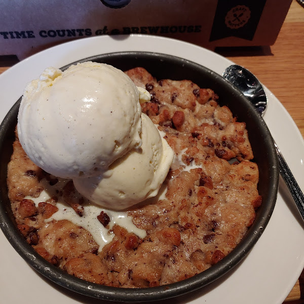 Gluten-Free Cookies at BJ's Brewhouse