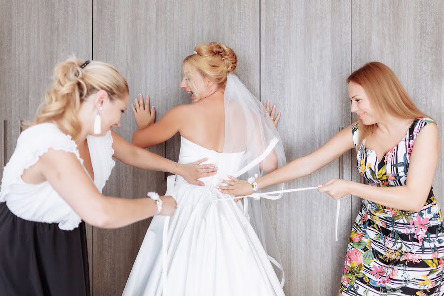 Fotógrafo de casamento Anatoliy Burdenyuk (anatolieburdeni). Foto de 29 de abril 2019