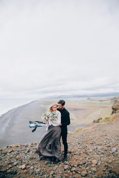 Fotógrafo de casamento Ekaterina Romanova (kateromanova). Foto de 9 de novembro 2016