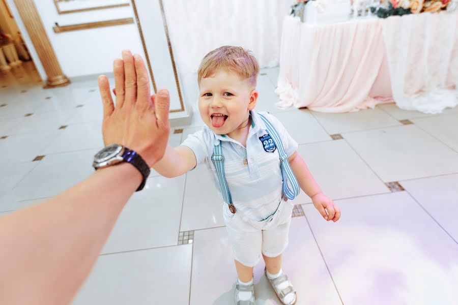 Fotografo di matrimoni Dmitriy Poznyak (des32). Foto del 3 agosto 2018